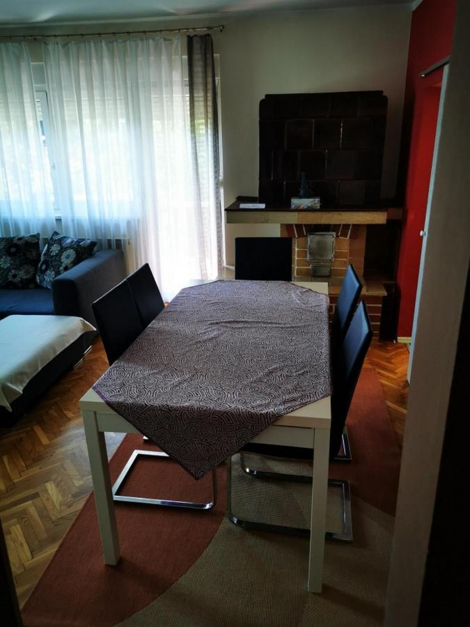 카를로바츠 Apartmant Sandra - Big Terace And Free Parking 아파트 외부 사진