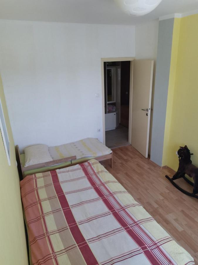 카를로바츠 Apartmant Sandra - Big Terace And Free Parking 아파트 외부 사진